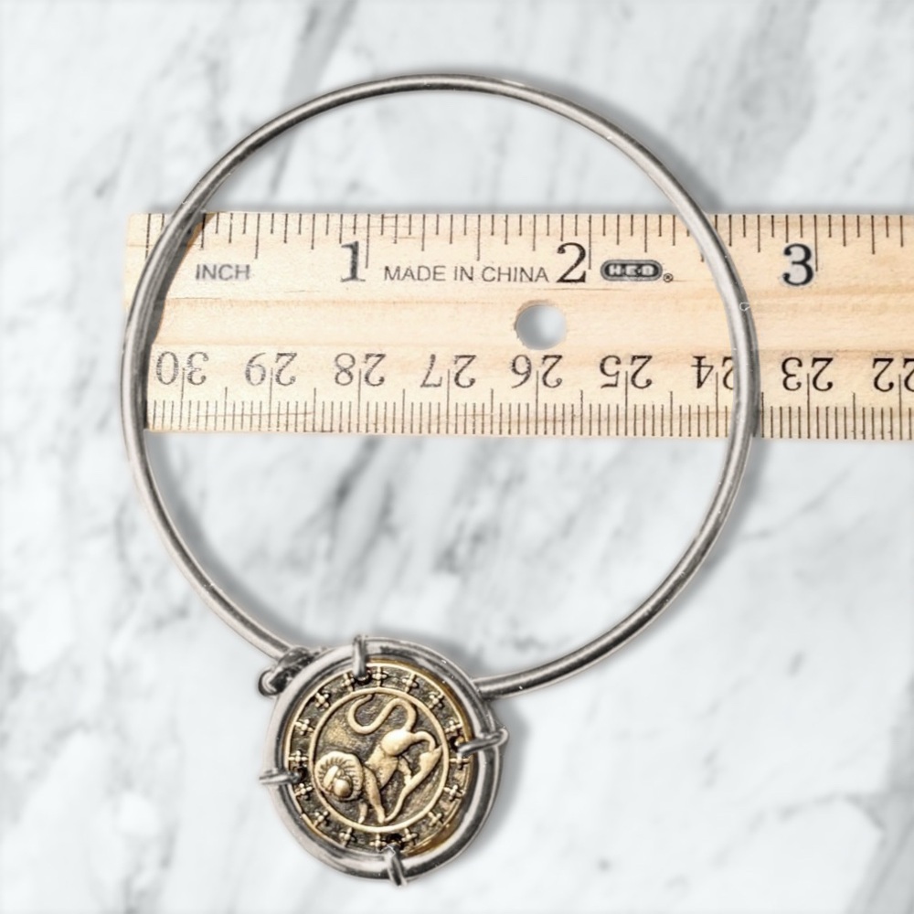 Vintage Elizabeth Taylor 6-Piece Roman Coin Necklace and Bracelet  Set - NIB - Picture 8 of 13